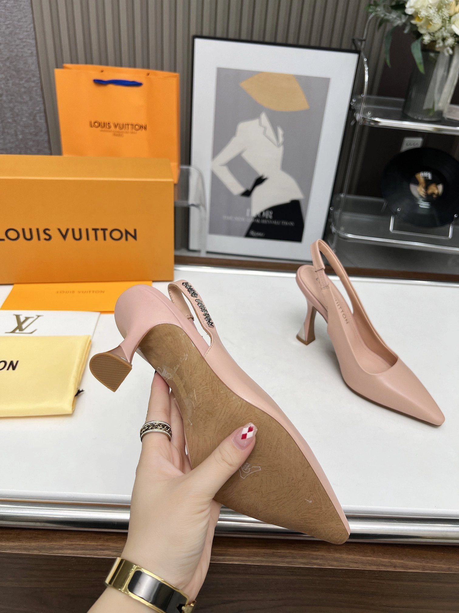 COCO-- 8V 1AB1GQ Calfskin sheepskin Heel height：9.5CM item:E-X158C1801